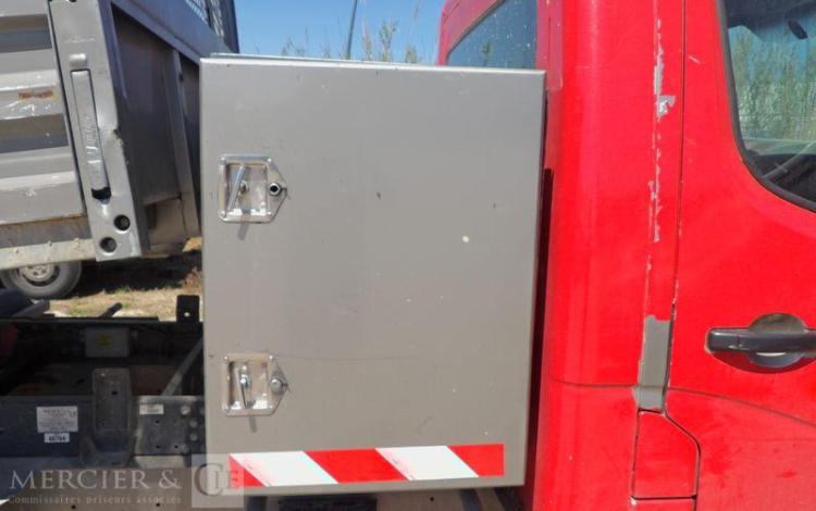 RENAULT MASTER BENNE SIMPLE CABINE COFFRE ROUGE ES-462-VF