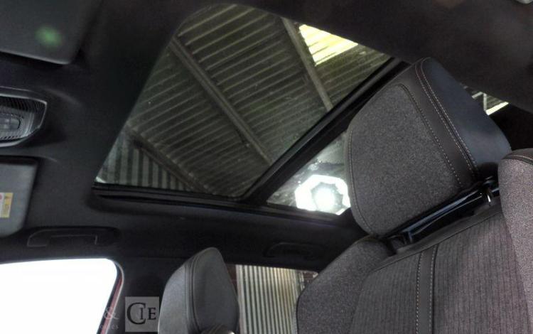 PEUGEOT 3008 GENERATION-II 1.6 BLUEHDI 120CG GT LINE EAT BVA S&S ROUGE ES-528-MN