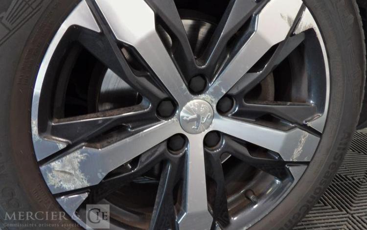 PEUGEOT 3008 GENERATION-II 1.6 BLUEHDI 120CG GT LINE EAT BVA S&S ROUGE ES-528-MN