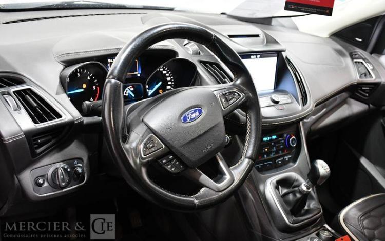 FORD KUGA 2.0 TDCI 150CH VIGNALE 4X2 GRIS ES-573-NB