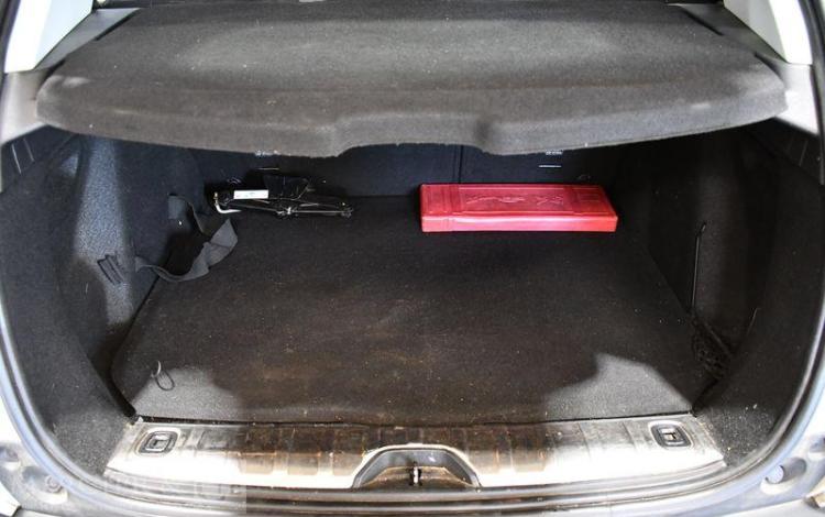 PEUGEOT 2008 1.6 BLUEHDI 120ch GT LINE BLANC ES-586-RW