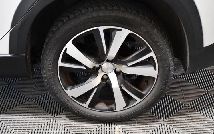 PEUGEOT 2008 1.6 BLUEHDI 120ch GT LINE BLANC ES-586-RW