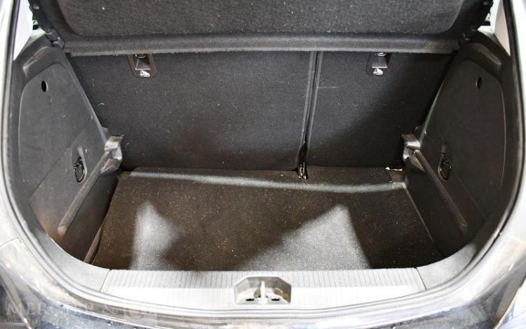 OPEL CORSA 1.4 90CH ACTIVE NOIR ES-768-JG