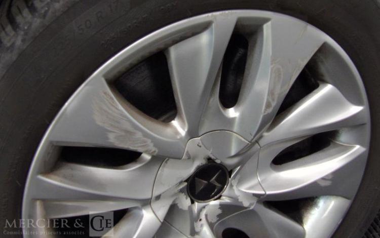 DS DS5 2.0 BLUEHDI 180ch SPORT CHIC EAT GRIS EV-815-DW