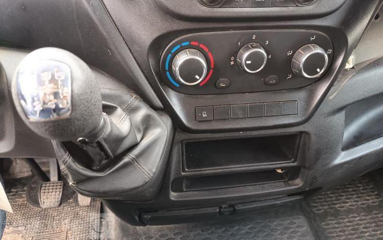 IVECO 35C12 BENNE SIMPLE CABINE COFFRE  EY-734-WL