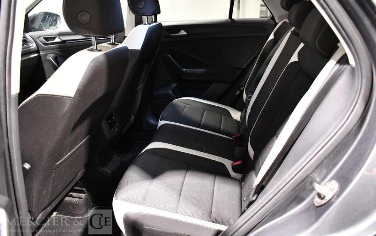 VOLKSWAGEN T ROC 1,5 TSI 150 EVO CARAT GRIS EY-867-ZB