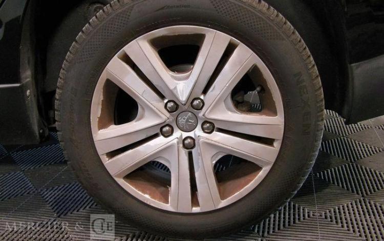 PEUGEOT 2008 GENERATION-I 1.6 BLUEHDI 100CH STYLE NOIR EZ-136-LP