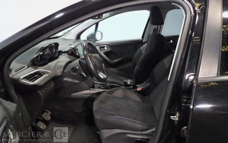 PEUGEOT 2008 GENERATION-I 1.6 BLUEHDI 100CH STYLE NOIR EZ-136-LP