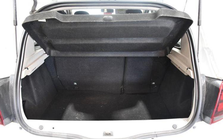 DACIA SANDERO 1,0 SCE 75 AMBIANCE BLANC EZ-370-QS