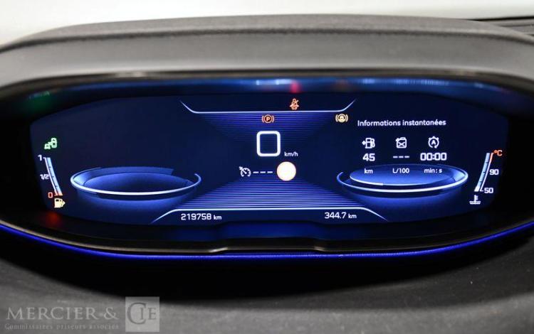 PEUGEOT 5008 2.0 BLUEHDI 150CH GT LINE GRIS EZ-830-EQ