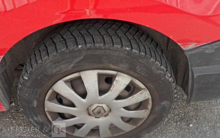 RENAULT TRAFIC 1.6 DCI 125ch 1T2 L1H1 GRAND-CONFORT ROUGE FB-490-BB