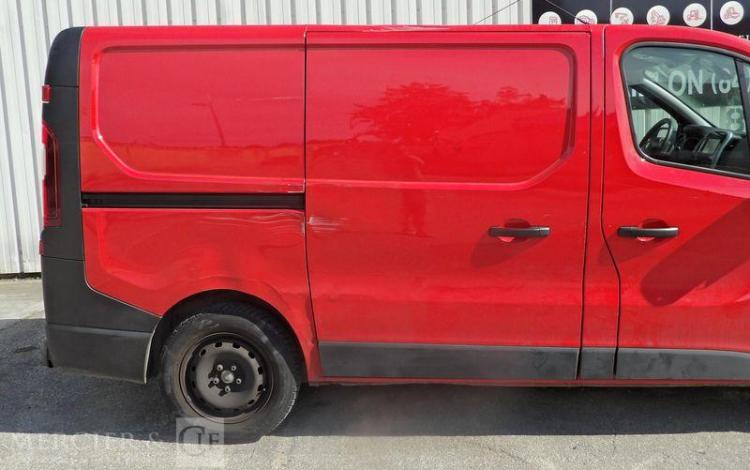 RENAULT TRAFIC 1.6 DCI 125ch 1T2 L1H1 GRAND-CONFORT ROUGE FB-490-BB