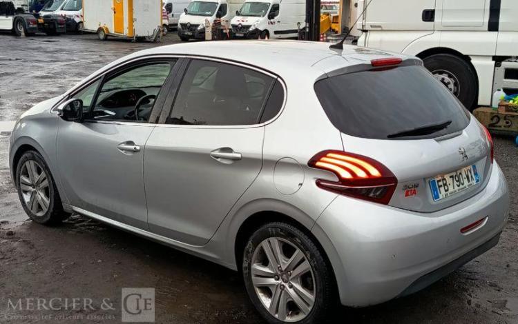 PEUGEOT 208 1.5 BLUEHDI 100 ALLURE BUSINESS GRIS FB-790-WX