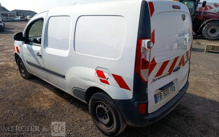 RENAULT KANGOO MAXI 1.5 DCI 110 GRAND-VOLUME CONFORT – DIESEL – 161933 KMS – ANNEE 2018 BLANC FB-920-YD
