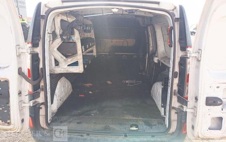 RENAULT KANGOO MAXI 1.5 DCI 110 GRAND-VOLUME CONFORT – DIESEL – 161933 KMS – ANNEE 2018 BLANC FB-920-YD