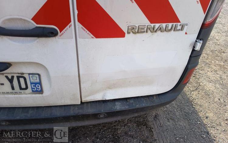 RENAULT KANGOO MAXI 1.5 DCI 110 GRAND-VOLUME CONFORT – DIESEL – 161933 KMS – ANNEE 2018 BLANC FB-920-YD