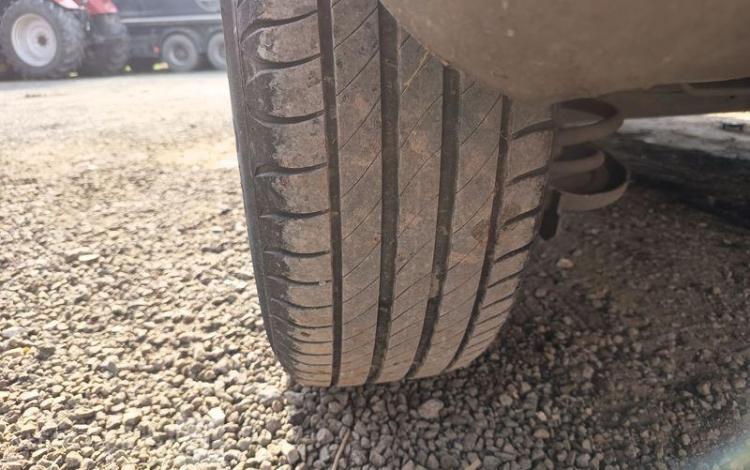 RENAULT KANGOO MAXI 1.5 DCI 110 GRAND-VOLUME CONFORT – DIESEL – 161933 KMS – ANNEE 2018 BLANC FB-920-YD