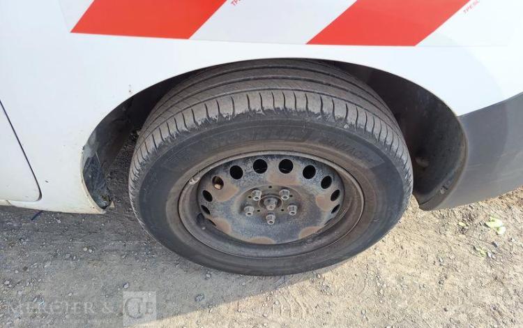 RENAULT KANGOO MAXI 1.5 DCI 110 GRAND-VOLUME CONFORT – DIESEL – 161933 KMS – ANNEE 2018 BLANC FB-920-YD