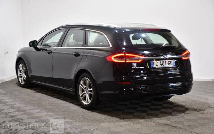 FORD MONDEO NOIR FC-401-GQ