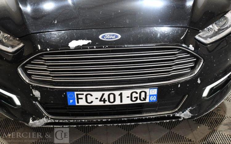 FORD MONDEO NOIR FC-401-GQ