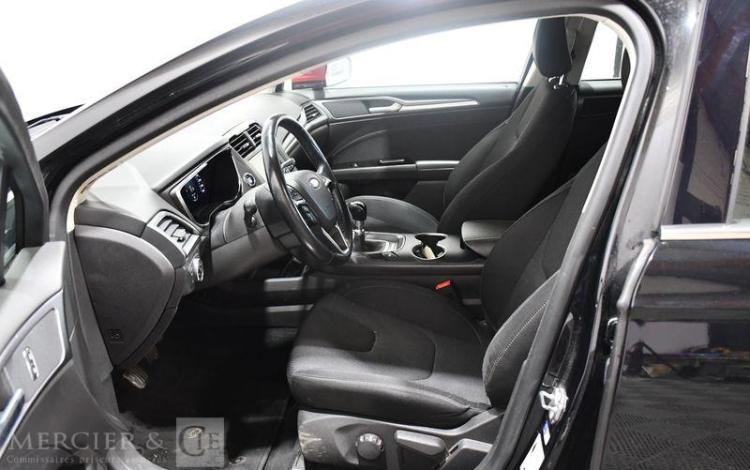 FORD MONDEO NOIR FC-401-GQ