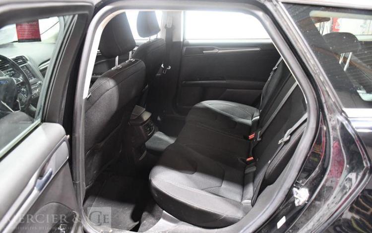 FORD MONDEO NOIR FC-401-GQ