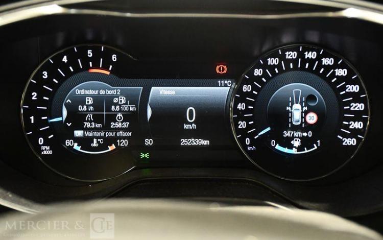 FORD MONDEO NOIR FC-401-GQ