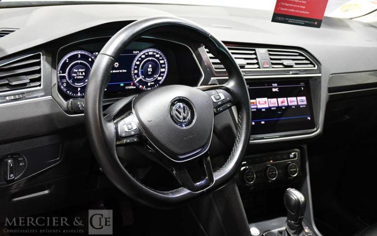 VOLKSWAGEN TIGUAN 2.0 TDI 150ch BLUEMOTION CARAT EXCLUSIVE DSG GRIS FC-821-PT