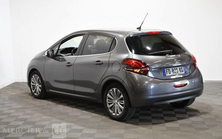 PEUGEOT 208 1,2 PURE TECH GRIS FD-829-KG