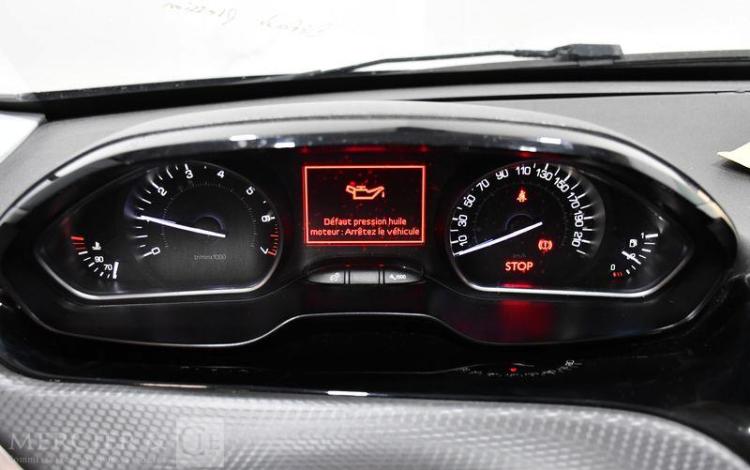 PEUGEOT 208 1,2 PURE TECH GRIS FD-829-KG