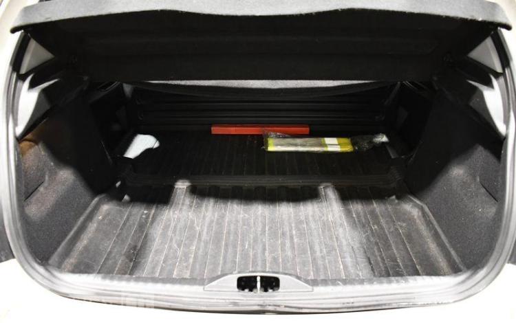 CITROEN C3 STE FEEL BLANC FE-283-FK