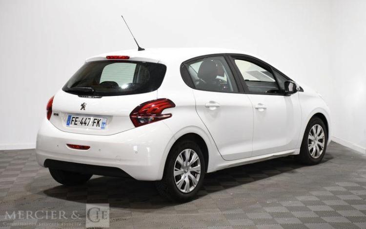 PEUGEOT 208 1.5 BLUEHDI 100ch ALLURE BLANC FE-447-FK