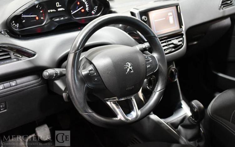 PEUGEOT 208 1.5 BLUEHDI 100ch ALLURE BLANC FE-447-FK