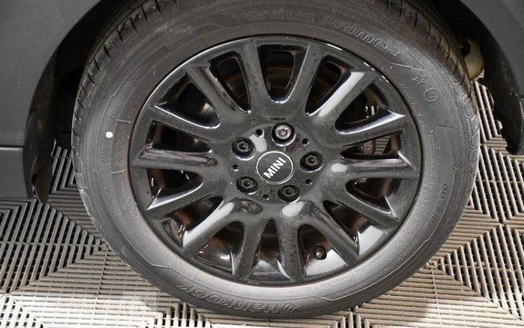 MINI MINI 1,5 D 115 COOPER BVA NOIR FF-547-WQ