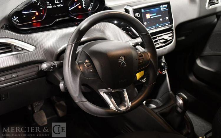 PEUGEOT 208 1,2 PURE TECH GRIS FF-643-PP