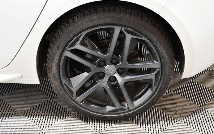 PEUGEOT 308 1,5 BLUEHDI 130 GT LINE BLANC FG-006-WX