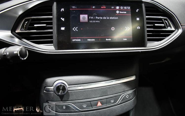 PEUGEOT 308 1,5 BLUEHDI 130 GT LINE BLANC FG-006-WX