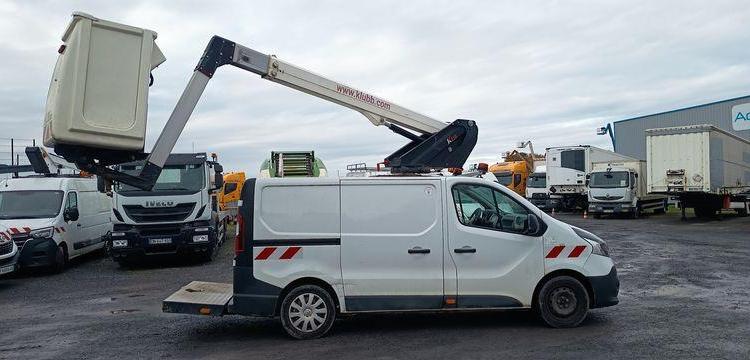 RENAULT TRAFIC 1,6 DCI 16V ENERGY DIESEL AVEC NACELLE KLUBB K21 – 9 M – 1201 HEURES BLANC FG-256-YR