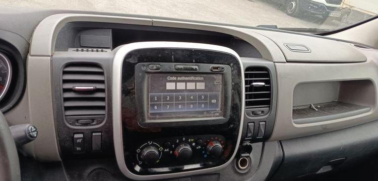 RENAULT TRAFIC 1,6 DCI 16V ENERGY DIESEL AVEC NACELLE KLUBB K21 – 9 M – 1201 HEURES BLANC FG-256-YR