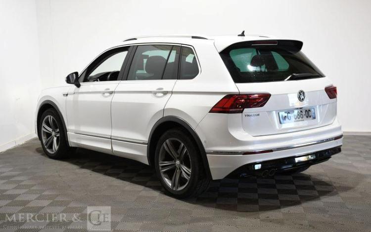 VOLKSWAGEN TIGUAN 2,0 TDI 150cv CARAT R DSG GRIS FG-686-QC
