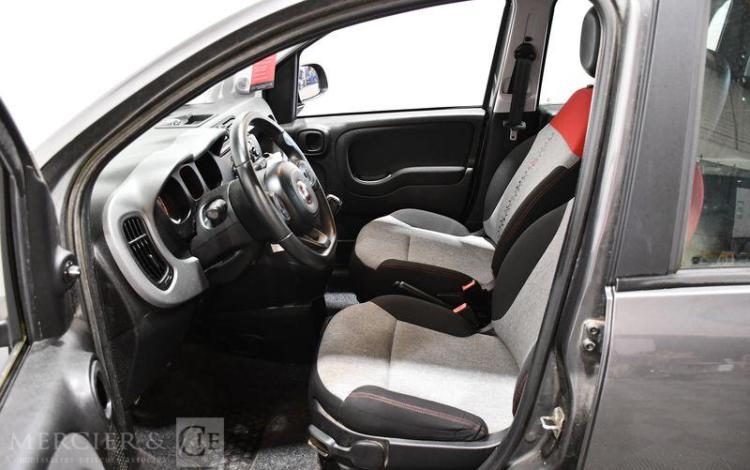 FIAT NEW PANDA STE MY19 1,2 69 LOUNGE GRIS FG-721-JP