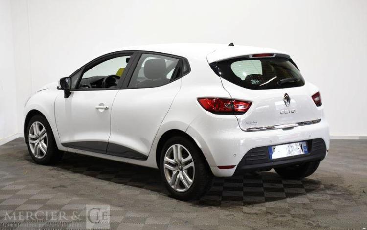 RENAULT CLIO IV SOCIETE 0.9 TCE 90ch BUSINESS REVERSIBLE BLANC FJ-281-JM