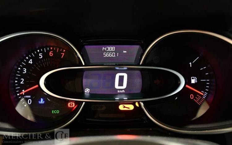 RENAULT CLIO IV SOCIETE 0.9 TCE 90ch BUSINESS REVERSIBLE BLANC FJ-281-JM