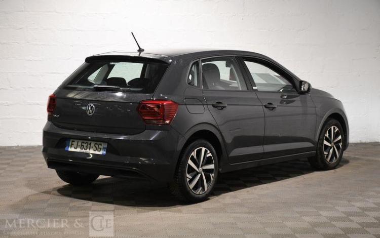 VOLKSWAGEN POLO 65 CONNECT GRIS FJ-631-SG