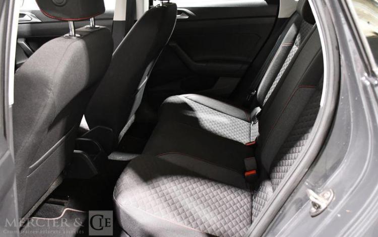 VOLKSWAGEN POLO 65 CONNECT GRIS FJ-631-SG