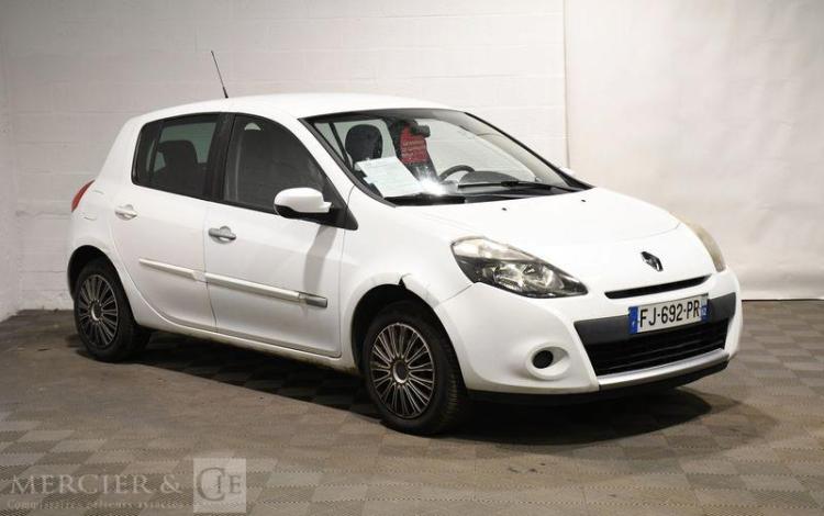 RENAULT CLIO 1,5 DCI 75 EXPRESSION CLIM BLANC FJ-692-PR