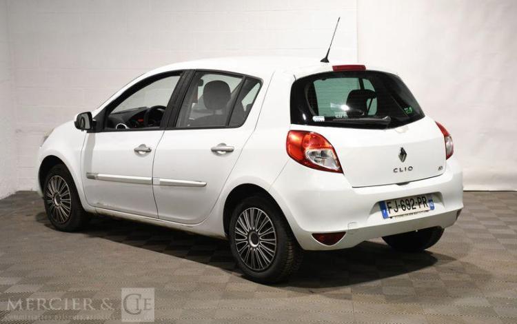 RENAULT CLIO 1,5 DCI 75 EXPRESSION CLIM BLANC FJ-692-PR