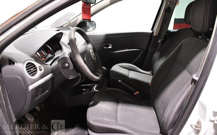 RENAULT CLIO 1,5 DCI 75 EXPRESSION CLIM BLANC FJ-692-PR