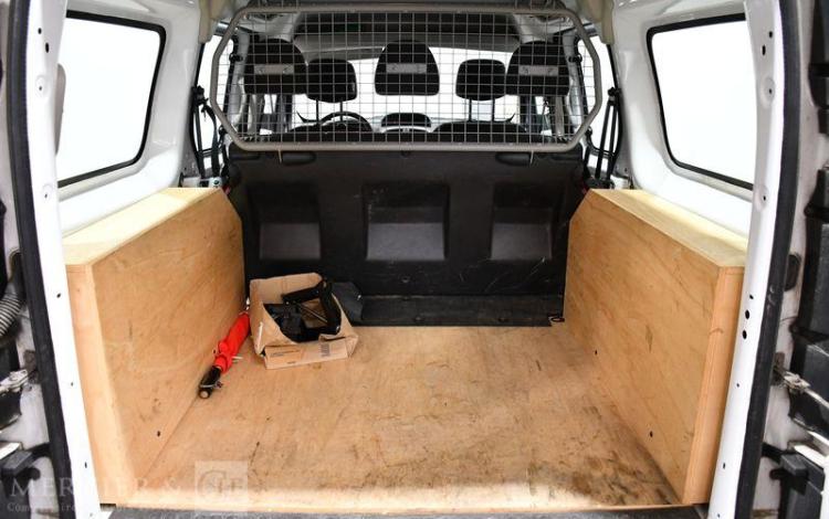 RENAULT KANGOO EXPRESS MAXI CAB APPRO GD CFT DCI 110 BLANC FJ-762-RD