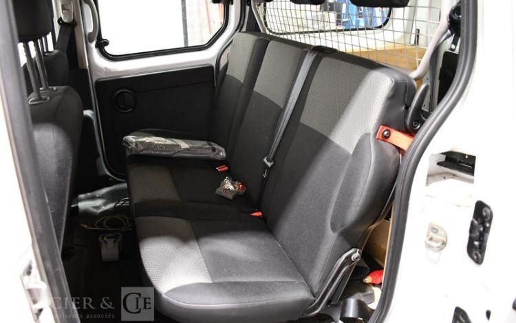 RENAULT KANGOO EXPRESS MAXI CAB APPRO GD CFT DCI 110 BLANC FJ-762-RD